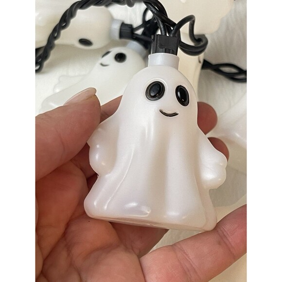 Halloween Lot Blow Mold Ghost String Lights + Skulls, Eyes, Mice, Roaches - Picture 2 of 10